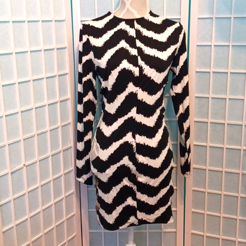 NEW! BLVD Collection black/white dress with side cut outs 5418